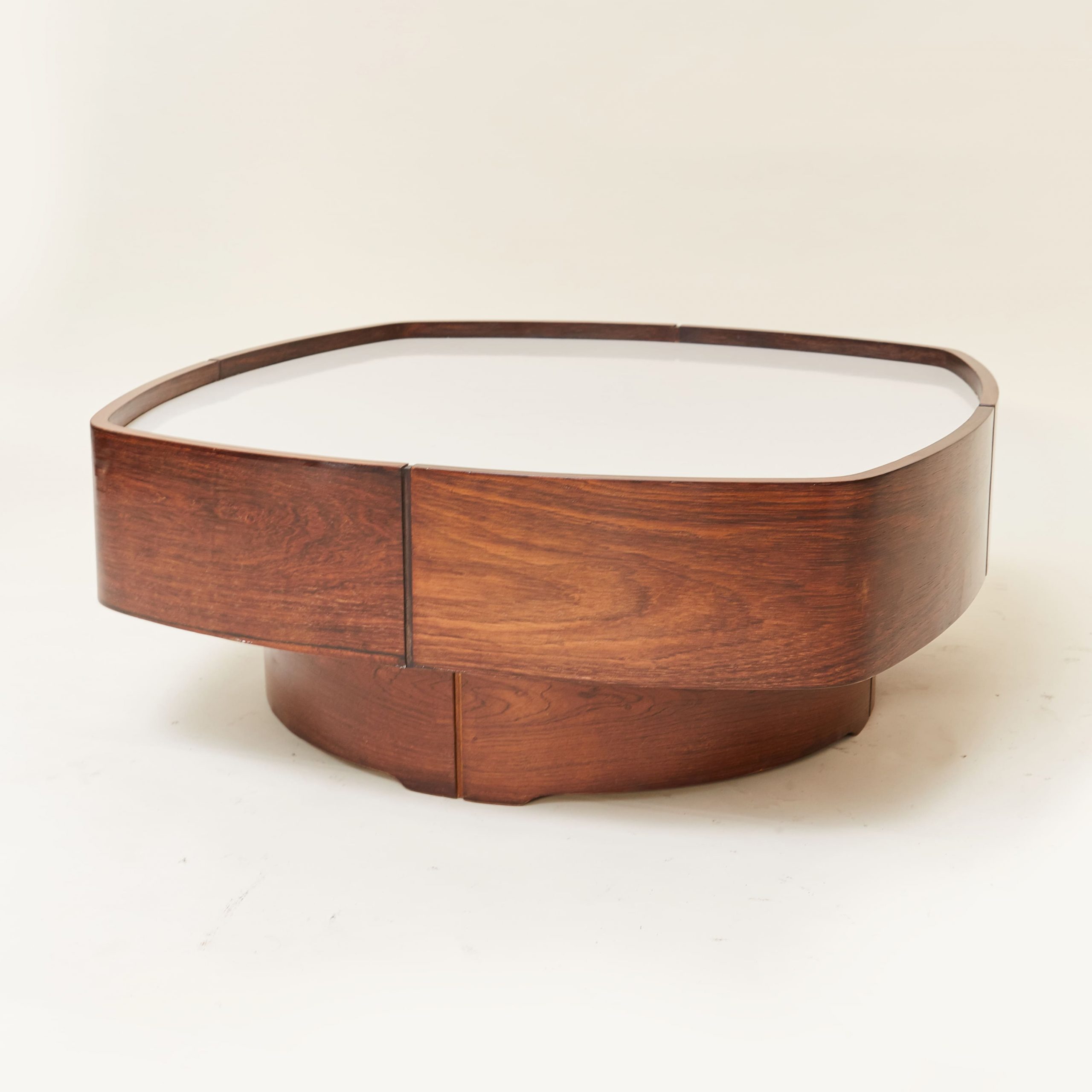 Mesa Bertomeu